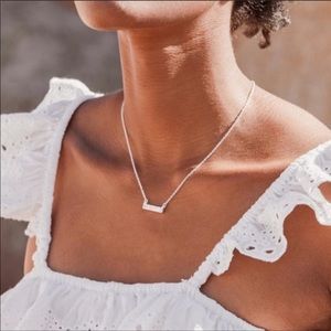 🆕 2 Bandits Necklace